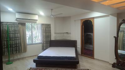 Bedroom Image of 3500 Sq.ft 4.5 BHK Independent House for rent in Chembur Mumbai for Rs. 265000