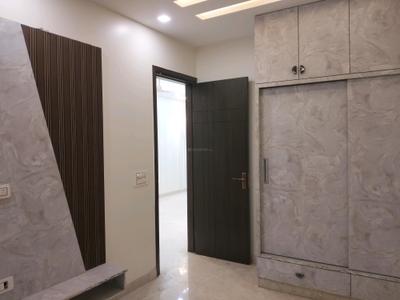 Bedroom Image of 1125 Sq.ft 3 BHK Builder Floor for sale in Vikaspuri New Delhi for Rs. 20000000