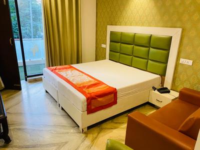 Bedroom Image of Urbanroomz Coliving Pg in Sector 46, Gurgaon