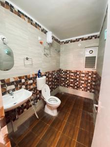 Bathroom Image of 1303 Sq.ft 3 BHK Apartment / Flat for rent in M Tech The Beach Village, Sancoale Goa for Rs. 40000