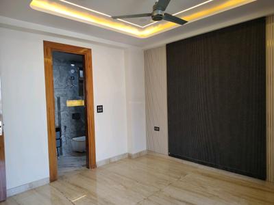 Bedroom Image of 3350 Sq.ft 4.5 BHK Builder Floor for sale in Shalimar Garden Ghaziabad for Rs. 29351000