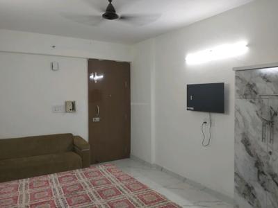 Bedroom Image of 370 Sq.ft 1 RK Apartment / Flat for rent in DLF Capital Greens Phase 1 And 2, Karampura New Delhi for Rs. 23000