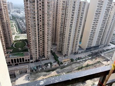 Balcony Image of 2130 Sq.ft 4 BHK Apartment / Flat for rent in Amrapali Verona Heights, Noida Extension Greater Noida for Rs. 35000