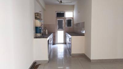 Kitchen Image of 1360 Sq.ft 3 BHK Apartment / Flat for rent in Panchsheel Wellington, Crossings Republik Ghaziabad for Rs. 26000