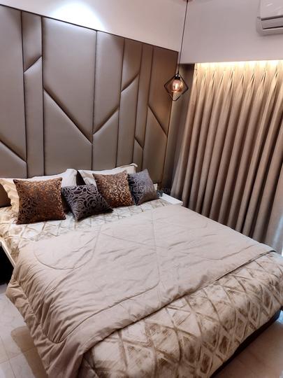 JK Iris Main Image 1