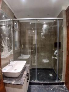 Bathroom Image of 2430 Sq.ft 4 BHK Builder Floor for sale in Nizamuddin West New Delhi for Rs. 100000000