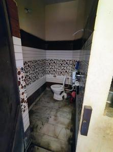 Bathroom Image of 450 Sq.ft 2 BHK Independent House for sale in Guru Teg Bahadur Nagar Ludhiana for Rs. 2250000