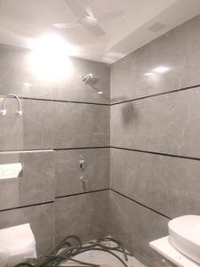 Common Bathroom Image of 1305 Sq.ft 3 BHK Builder Floor for sale in BPTP District 5, Sector 84 Faridabad for Rs. 14500000