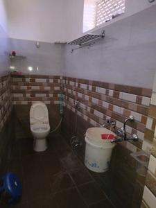 Bathroom Image of 2100 Sq.ft 4 BHK Builder Floor for rent in Jamna Puri Jaipur for Rs. 20000
