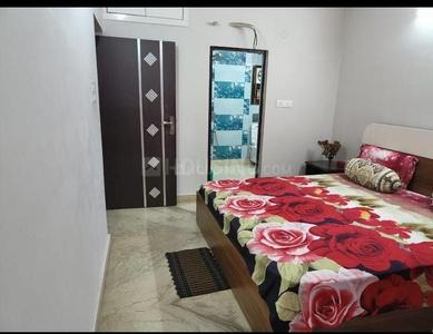 Bedroom Image of 1000 Sq.ft 4 BHK Builder Floor for sale in Sector 17 Rohini New Delhi for Rs. 14500000