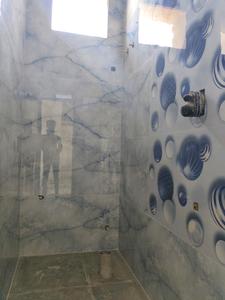 Common Bathroom Image of 1005 Sq.ft 2 BHK Apartment / Flat for sale in Kovilambakkam Chennai for Rs. 7537500