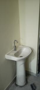 Bathroom Image of 585 Sq.ft 2 BHK Builder Floor for rent in  RWA Mohan Garden Gali 5, Razapur Khurd New Delhi for Rs. 12000