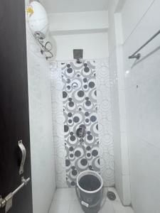 Bathroom Image of 1200 Sq.ft 2 BHK Apartment / Flat for rent in Sukhliya Indore for Rs. 18000