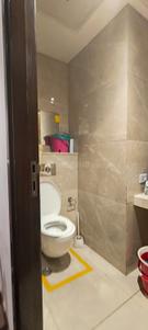 Bathroom Image of 3000 Sq.ft 4 BHK Apartment / Flat for rent in Bombay Island City Center, Wadala Mumbai for Rs. 420000