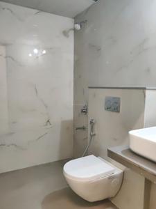 Common Bathroom Image of 650 Sq.ft 1 BHK Apartment / Flat for sale in Vijay Orovia, Hiranandani Estate Thane for Rs. 8000000