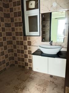 Bathroom Image of 1440 Sq.ft 3 BHK Builder Floor for rent in Swaraj Homes RWA Chittaranjan Park Block K, Chittaranjan Park New Delhi for Rs. 70000