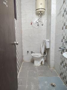 Bedroom Image of 500 Sq.ft 1 BHK Apartment / Flat for rent in Maidan Garhi New Delhi for Rs. 18000