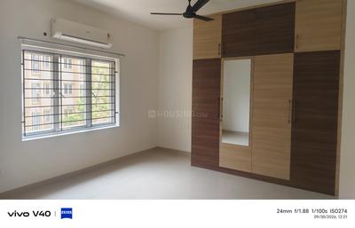 Bedroom Image of 1350 Sq.ft 3 BHK Apartment / Flat for rent in Karapakkam Chennai for Rs. 36000