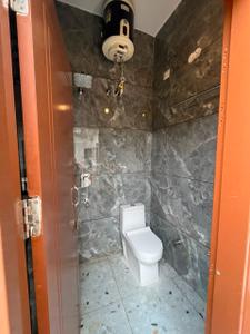 Bathroom Image of 1200 Sq.ft 2 BHK Independent House for rent in Bhago Majra Mohali for Rs. 30000