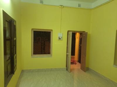 Bedroom Image of 750 Sq.ft 2 BHK Independent House for rent in Kasba Kolkata for Rs. 16000