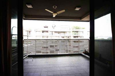Balcony Image of 2610 Sq.ft 4 BHK Apartment / Flat for sale in Satellite Ahmedabad for Rs. 26500000