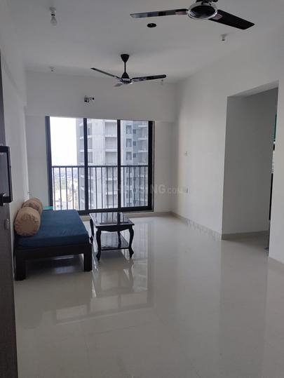 Parinee Essence Main Image 1