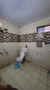 Bathroom Image of 1500 Sq.ft 2 BHK Independent House for rent in Maharana Pratap Nagar Jhansi for Rs. 9000