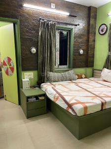 Bedroom Image of 800 Sq.ft 2 BHK Apartment / Flat for rent in Mulund West Mumbai for Rs. 50000
