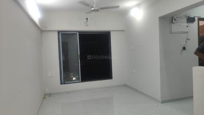 Living Room Image of 750 Sq.ft 1.5 BHK Apartment / Flat for rent in Promesa West End, Dadar West Mumbai for Rs. 85000