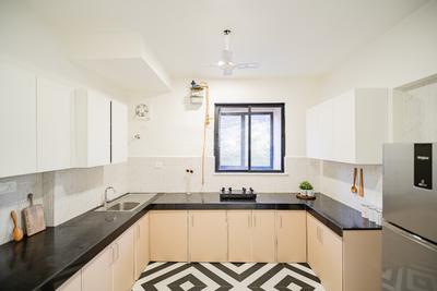 Kitchen Image of 1645 Sq.ft 3 BHK Apartment / Flat for sale in Hiranandani Gardens Lake Castle, Powai Mumbai for Rs. 64900000