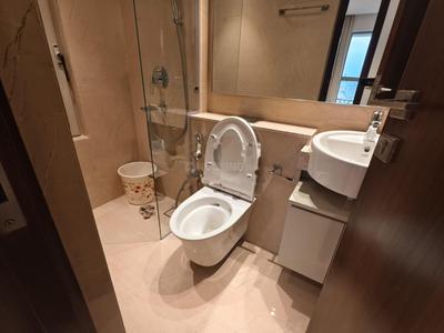 Image of 1051 Sq.ft 3 BHK Apartment / Flat for rent in Hiranandani Highland A B C D And E Wing, Powai, Mumbai for Rs. 138000