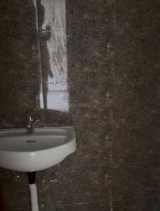 Bathroom Image of 865 Sq.ft 2 BHK Apartment / Flat for sale in Amrapali Dream Valley 2, Noida Extension Greater Noida for Rs. 8000000