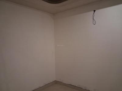 Bedroom Image of 1250 Sq.ft 3 BHK Apartment / Flat for sale in JMD Siddhi Vinayak, Sector 73 Noida for Rs. 6500006