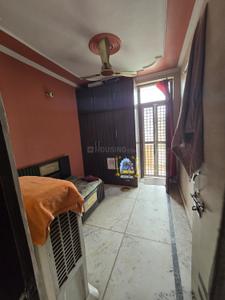 Bedroom Image of 700 Sq.ft 2 BHK Builder Floor for sale in Laxmi Nagar New Delhi for Rs. 5500000