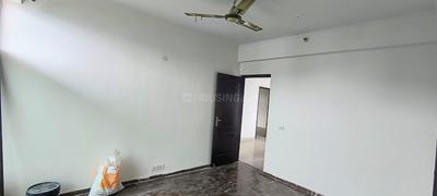 Bedroom Image of 950 Sq.ft 2 BHK Apartment / Flat for rent in Gardenia Glory, Sector 46 Noida for Rs. 29600