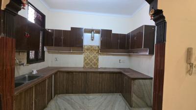 Kitchen Image of 900 Sq.ft 2 BHK Builder Floor for rent in Pitampura New Delhi for Rs. 32500
