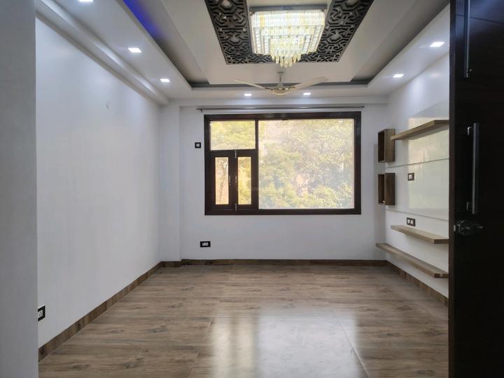 Khirki Extension Main Image 1