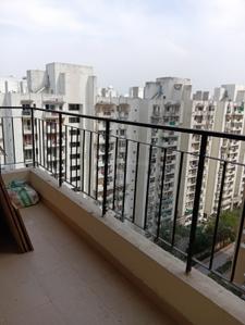 Balcony Image of 1375 Sq.ft 3.5 BHK Apartment / Flat for sale in Amrapali Crystal Homes Phase 1, Sector 76 Noida for Rs. 17200000