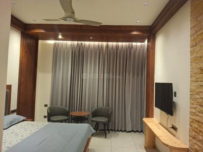 Bedroom Image of 1400 Sq.ft 2 BHK Builder Floor for rent in Dharampur Solan for Rs. 60000