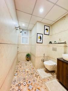 Bathroom Image of 1750 Sq.ft 3 BHK Apartment / Flat for sale in Golden Era Homes, Nagla Zirakpur for Rs. 8990000
