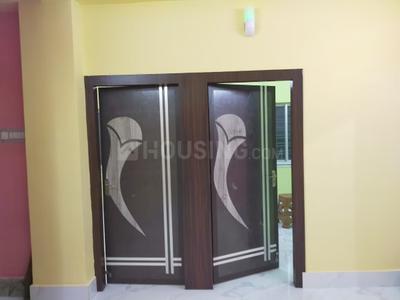 Bedroom Image of 750 Sq.ft 2 BHK Builder Floor for rent in Paschim Barisha Kolkata for Rs. 12000
