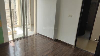 Bedroom Image of 925 Sq.ft 2 BHK Apartment / Flat for sale in Paras Tierea, Sector 137 Noida for Rs. 7800000