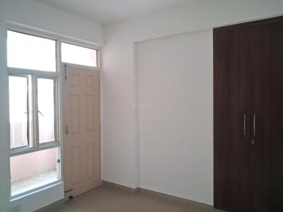Bedroom Image of 1295 Sq.ft 3 BHK Apartment / Flat for sale in Supertech Cape Town, Sector 74 Noida for Rs. 13800000