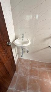 Bathroom Image of 1700 Sq.ft 3 BHK Apartment / Flat for rent in Bajaj Nagar Nagpur for Rs. 35000