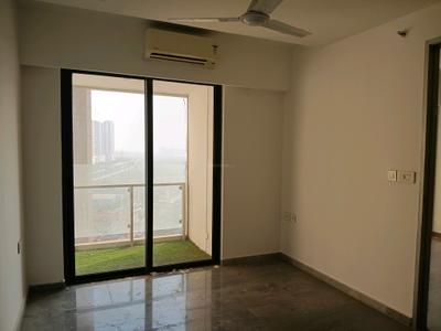 Bedroom Image of 680 Sq.ft 1 BHK Apartment / Flat for rent in Agripada Mumbai for Rs. 50000