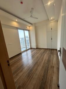 Bedroom Image of 1900 Sq.ft 4 BHK Apartment / Flat for rent in Exotica East Square, Indirapuram Ghaziabad for Rs. 40000