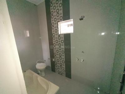 Bathroom Image of 1900 Sq.ft 4 BHK Independent House for sale in D.L.B. Society Amreli for Rs. 4000000