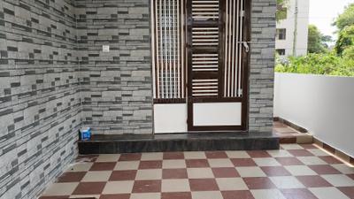 Main Entrance Image of 1050 Sq.ft 2 BHK Builder Floor for rent in Basavanahalli Mysore for Rs. 18000