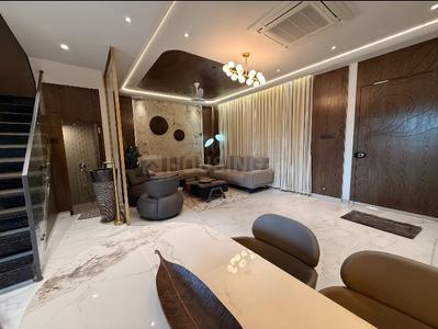 Balcony Image of 4800 Sq.ft 5 BHK Independent House for sale in New Althan Surat for Rs. 14500000
