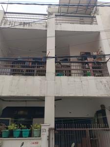 Building Image of 200 Sq.ft 1 RK Builder Floor for rent in Gujranwala Town New Delhi for Rs. 9000